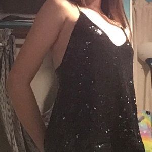 Sequence tank top with metal straps